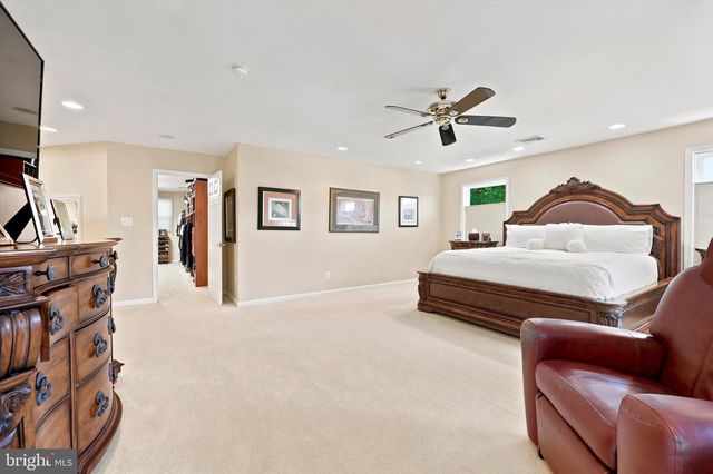 401 COUNTRY CLUB DR, Cherry Hill, NJ 08003
