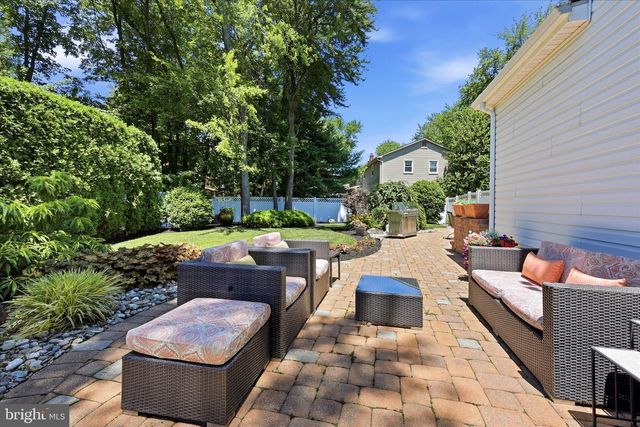 401 COUNTRY CLUB DR, Cherry Hill, NJ 08003