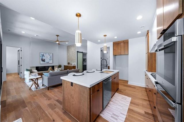 2124 SW Wheatfield Drive, Lee's Summit, MO 64082