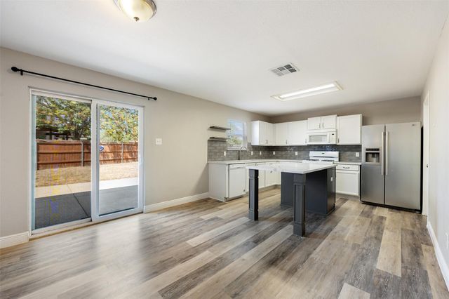1809 Vanderhill CV, Cedar Park, TX 78613