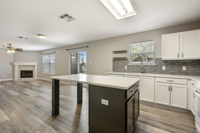 1809 Vanderhill CV, Cedar Park, TX 78613