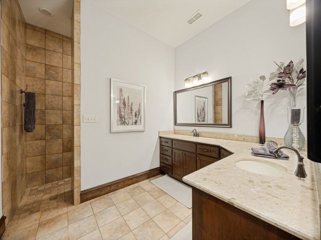127 Dove Canyon Drive, Gordonville, TX 76245