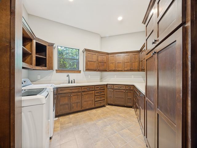 127 Dove Canyon Drive, Gordonville, TX 76245