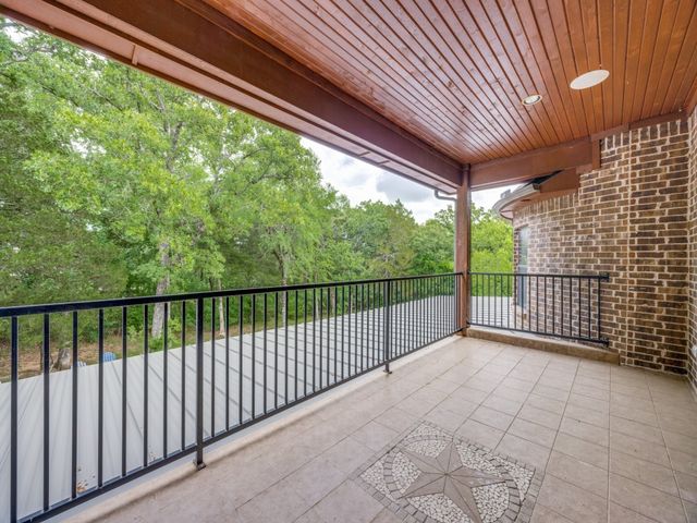 127 Dove Canyon Drive, Gordonville, TX 76245