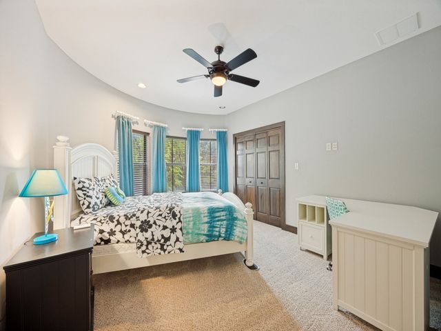 127 Dove Canyon Drive, Gordonville, TX 76245