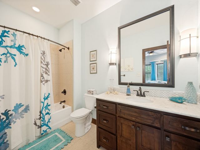 127 Dove Canyon Drive, Gordonville, TX 76245