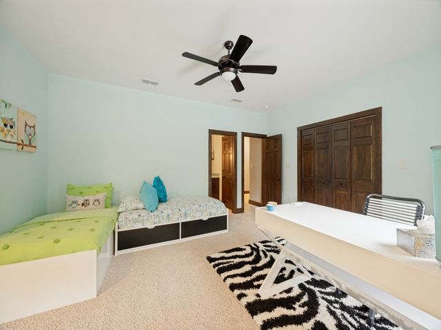 127 Dove Canyon Drive, Gordonville, TX 76245