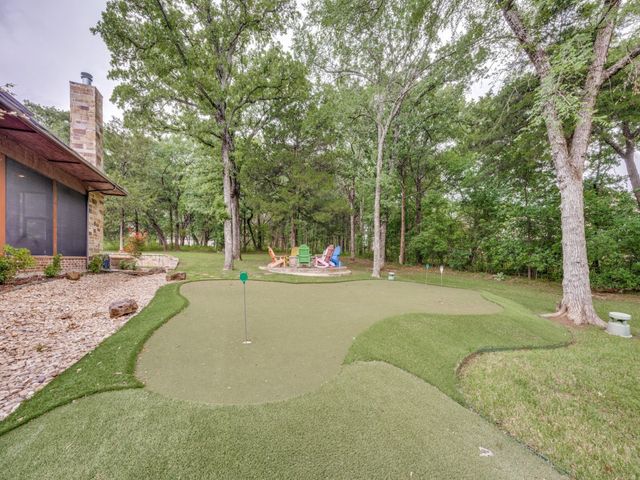 127 Dove Canyon Drive, Gordonville, TX 76245