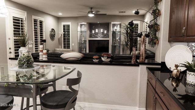 41869 W GRANADA Drive, Maricopa, AZ 85138