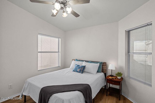 543 W Deerview Court, Green Valley, AZ 85614