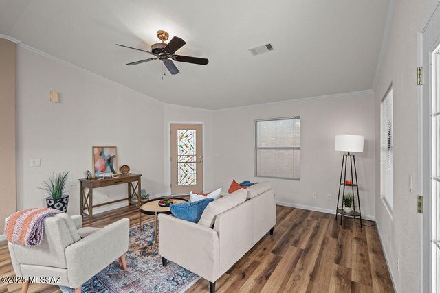 543 W Deerview Court, Green Valley, AZ 85614