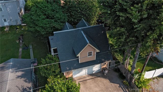 209 W Market Street, Jeffersonville, IN 47130