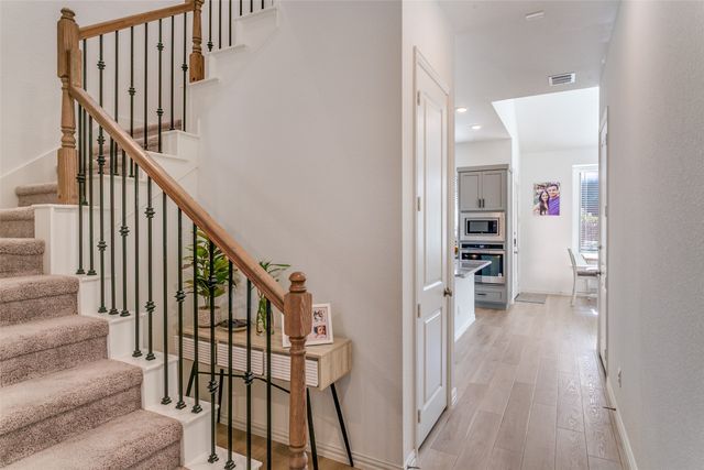 9831 Romo Street, Irving, TX 75063