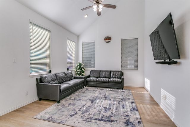 9831 Romo Street, Irving, TX 75063