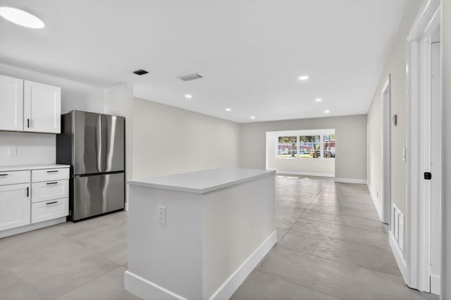 846 Salem Lane, Lake Worth, FL 33467