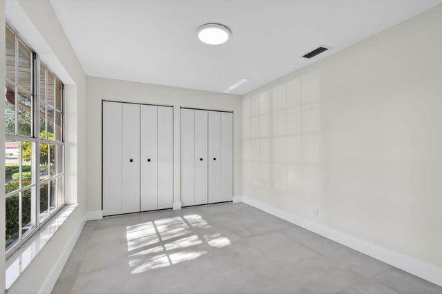 846 Salem Lane, Lake Worth, FL 33467