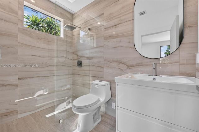2240 SW 13th St, Miami, FL 33145