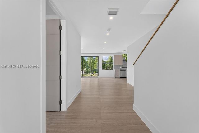2240 SW 13th St, Miami, FL 33145