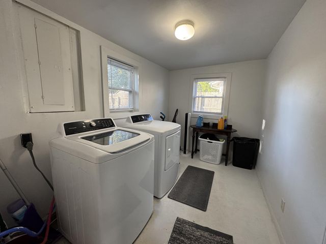 2420 Floral Drive, Niles, MI 49120