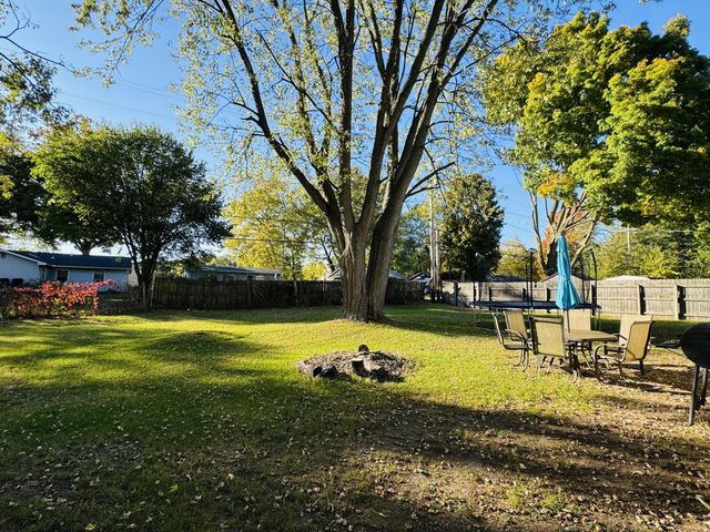 2420 Floral Drive, Niles, MI 49120