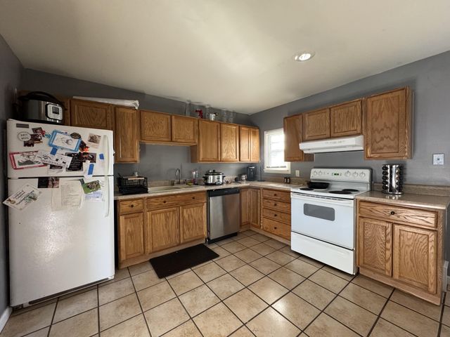 2420 Floral Drive, Niles, MI 49120