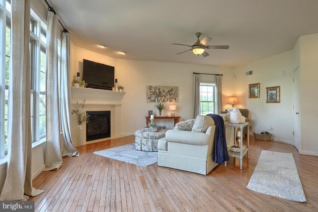 08 ROLLING MEADOW ROAD, Lebanon, PA 17046