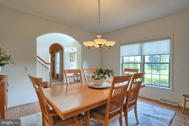 08 ROLLING MEADOW ROAD, Lebanon, PA 17046