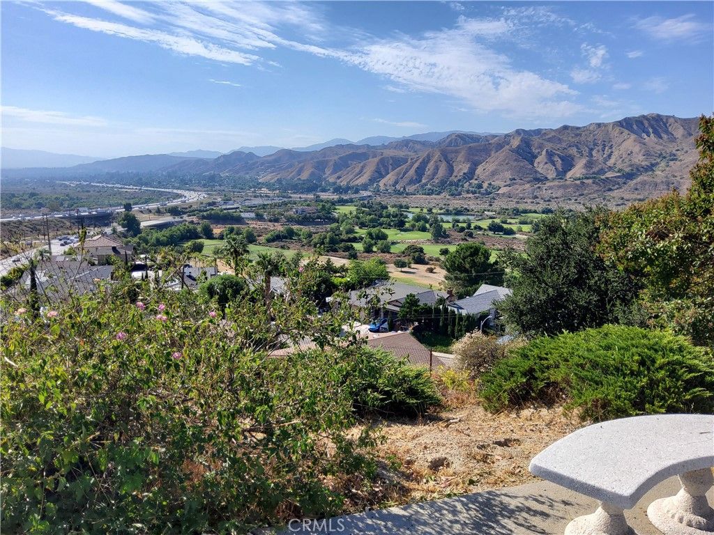 Image 1 of property listing at 9050 Mulberry Drive, Sunland, CA 91040