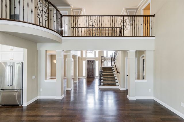 2613 W Green Acres Road, Rogers, AR 72758
