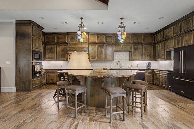 11865 Hope Lane, Magnolia, TX 77354
