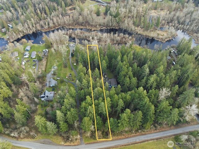 34323 Tanwax Drive E, Eatonville, WA 98328