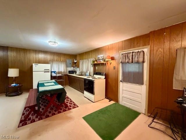 6019 Arrowhead Drive, Cortland, OH 44410