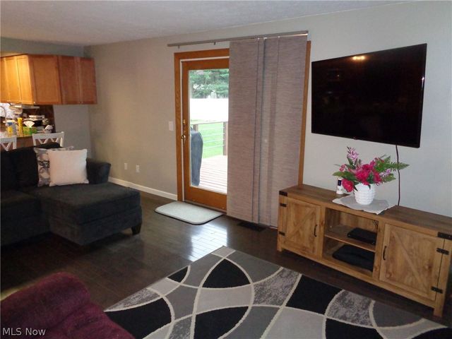 3415 Lauren Avenue NW, Massillon, OH 44646