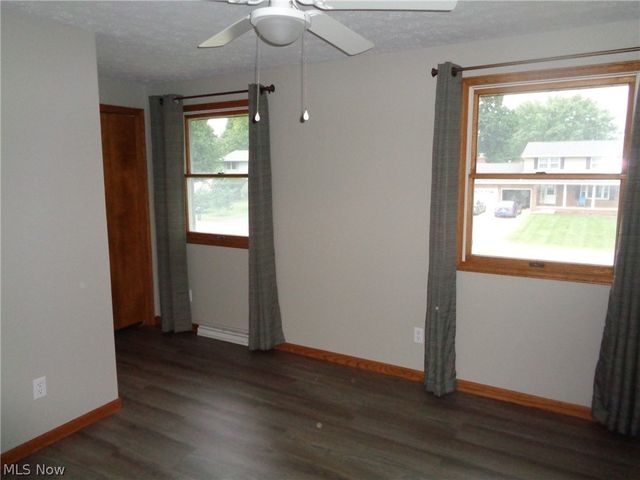 3415 Lauren Avenue NW, Massillon, OH 44646