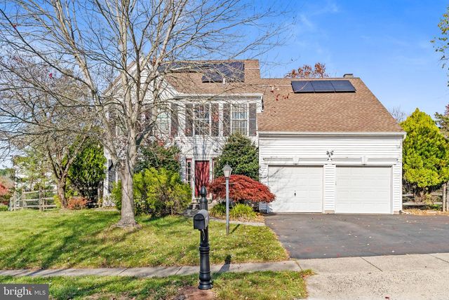 205 GREEN BANK WAY, Harleysville, PA 19438