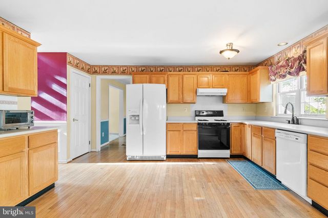 205 GREEN BANK WAY, Harleysville, PA 19438