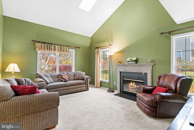 205 GREEN BANK WAY, Harleysville, PA 19438