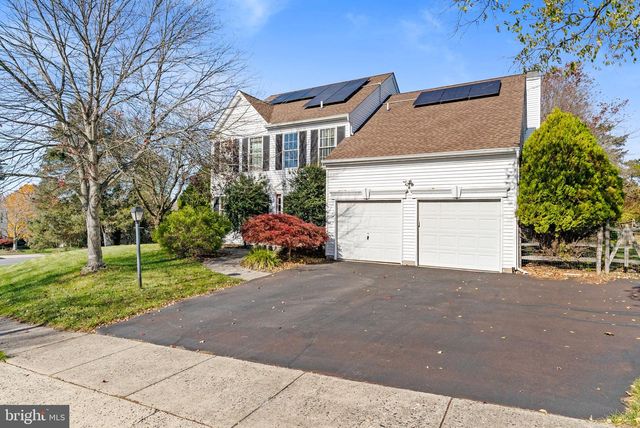 205 GREEN BANK WAY, Harleysville, PA 19438