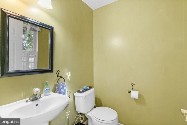 205 GREEN BANK WAY, Harleysville, PA 19438