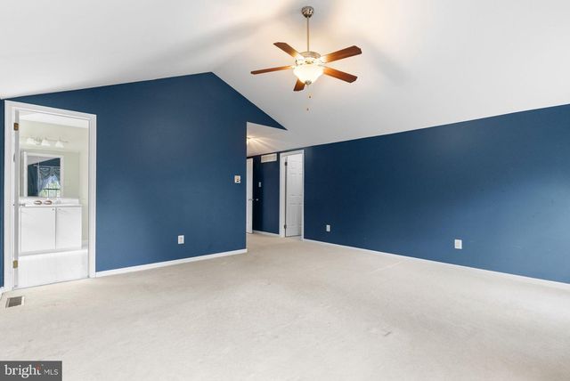 205 GREEN BANK WAY, Harleysville, PA 19438