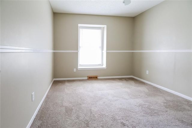 12212 E 58th Terrace, Kansas City, MO 64133