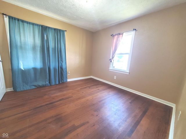 819 S Lynn Street, Seymour, IN 47274