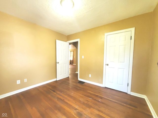 819 S Lynn Street, Seymour, IN 47274