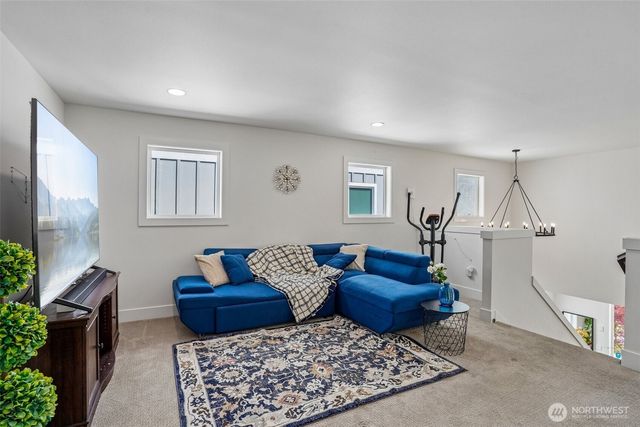 22862 birch Avenue SE, Black Diamond, WA 98010
