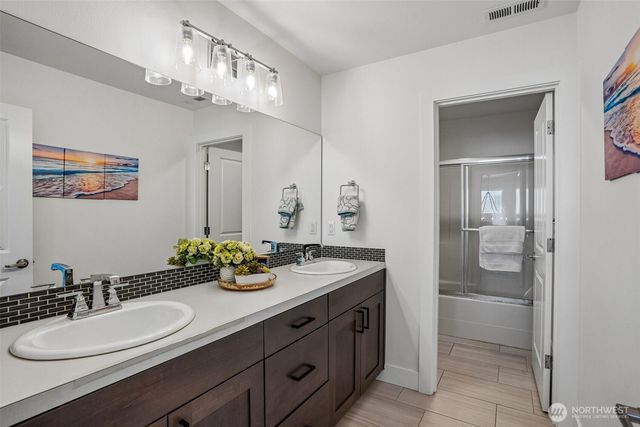 22862 birch Avenue SE, Black Diamond, WA 98010