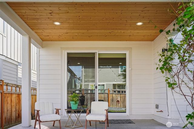 22862 birch Avenue SE, Black Diamond, WA 98010