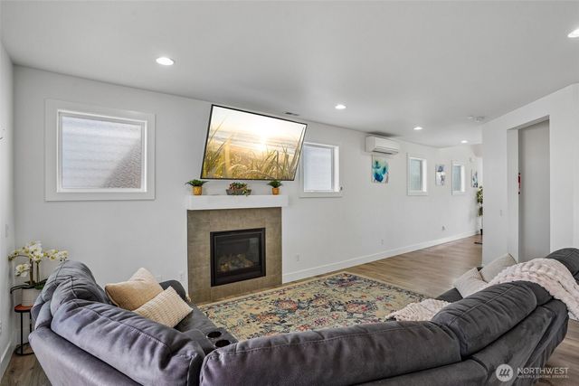 22862 birch Avenue SE, Black Diamond, WA 98010