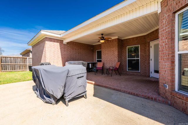 1114 Claycut Circle, North Little Rock, AR 72116