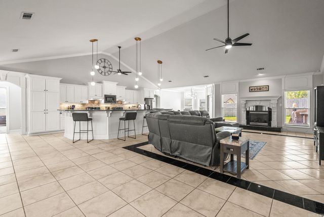 1114 Claycut Circle, North Little Rock, AR 72116