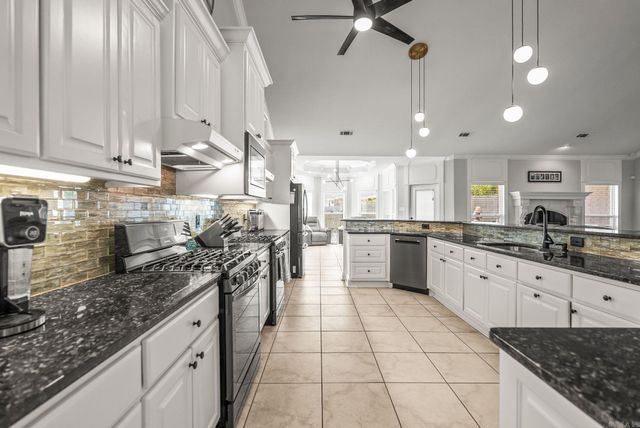 1114 Claycut Circle, North Little Rock, AR 72116